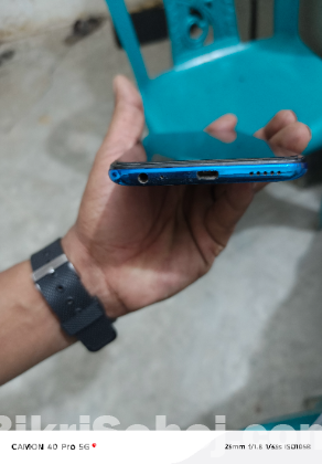 Vivo v 15  8/256